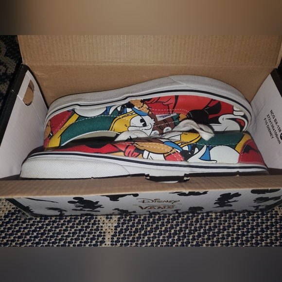 Disney Vans - Picture 1 of 5